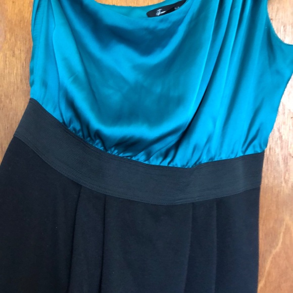 Beautiful Forever 21 Dress! 👗 Size Large! - Picture 6 of 7